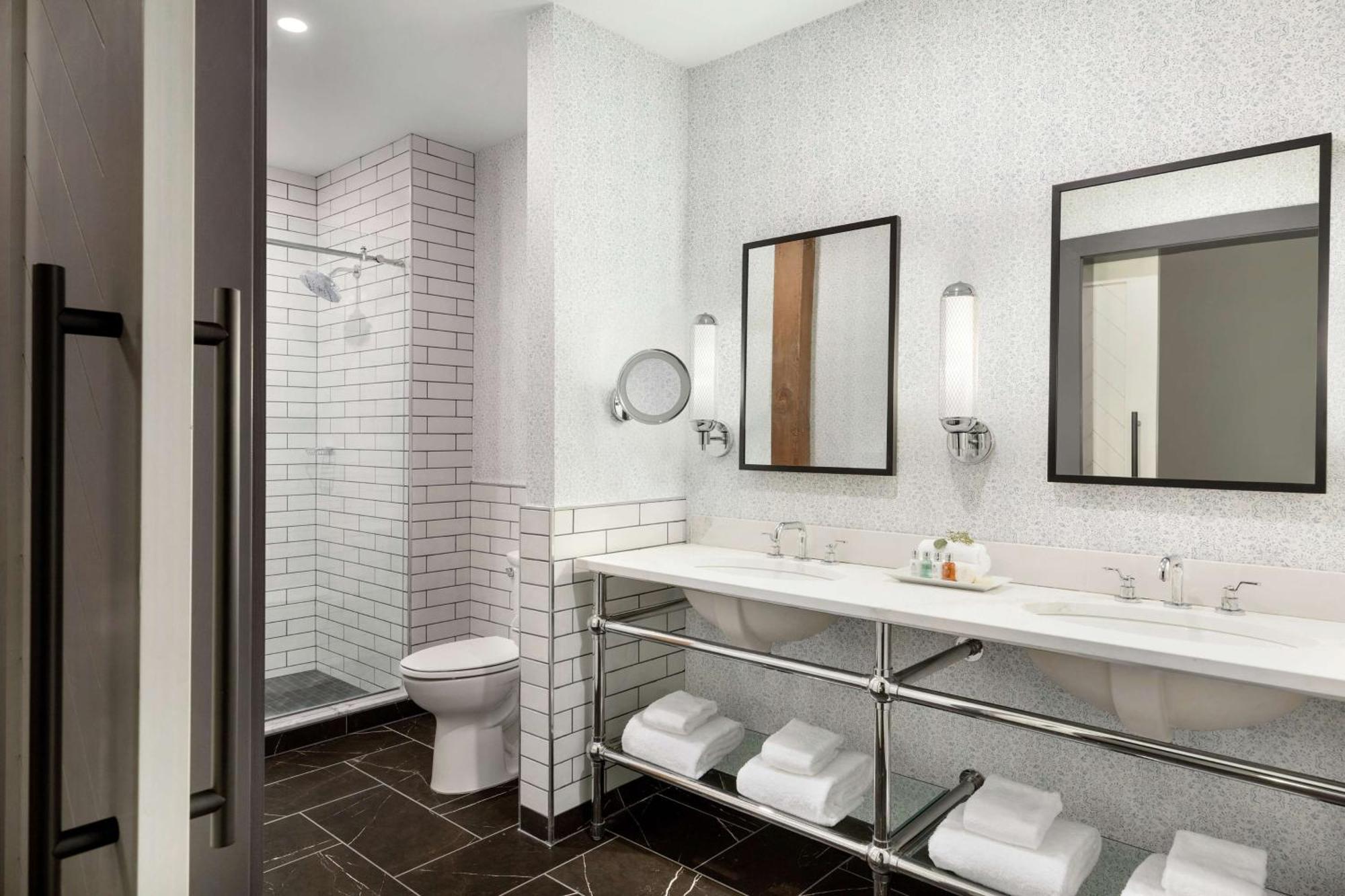 The Wilbur Lititz, Tapestry Collection By Hilton 4*